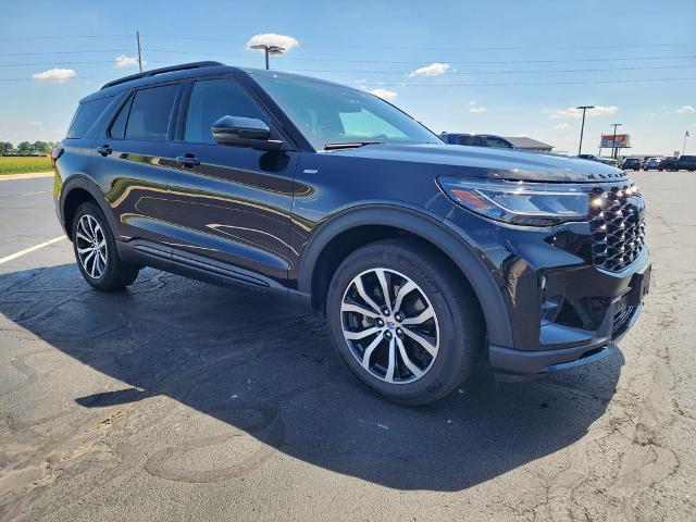 2026 Ford Explorer - $43,343