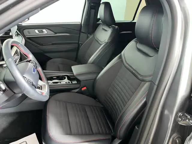 2026 Ford Explorer - $40,599