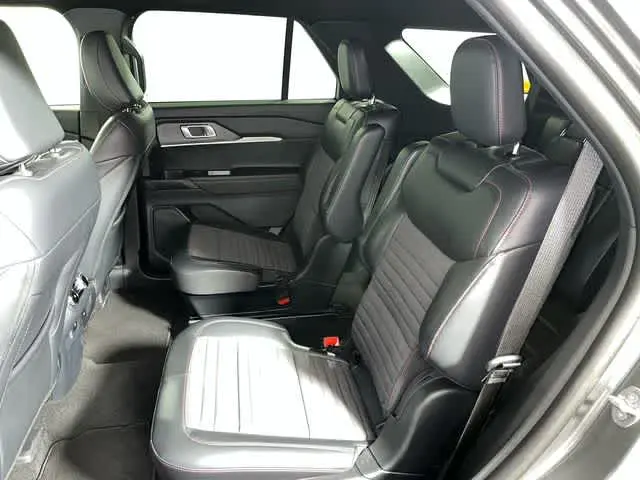 2026 Ford Explorer - $40,599