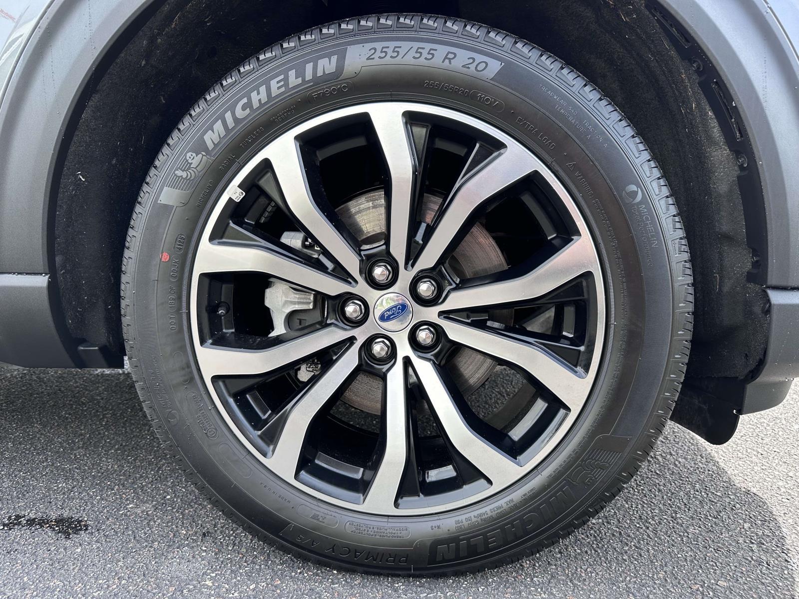 2026 Ford Explorer - $43,989
