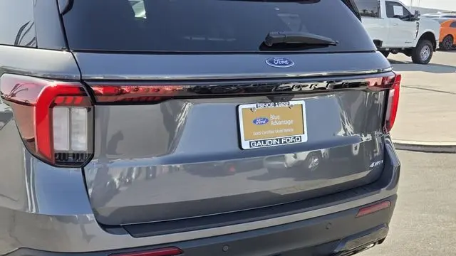 2026 Ford Explorer ST-Line