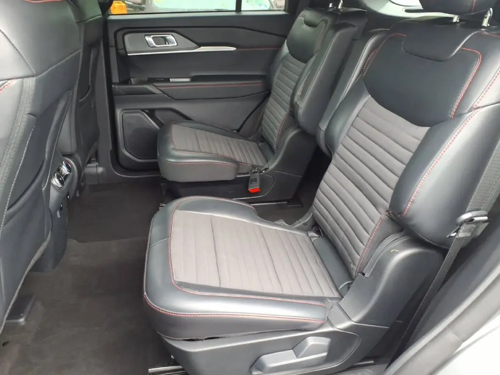 2026 Ford Explorer - $44,987