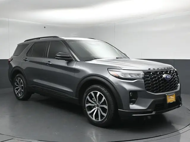 2025 Ford Explorer - $39,625