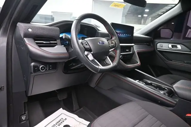 2025 Ford Explorer - $39,625
