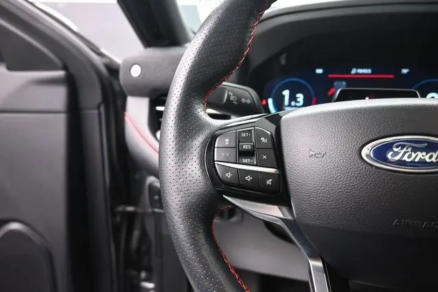 2025 Ford Explorer - $39,625