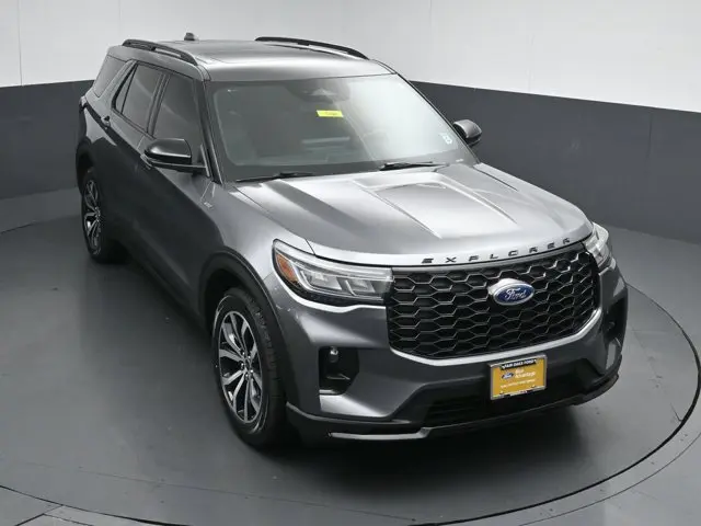 2025 Ford Explorer - $39,625