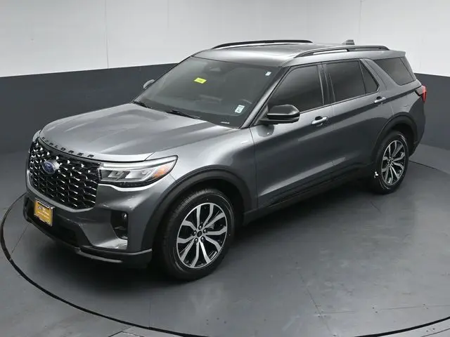 2025 Ford Explorer - $39,625