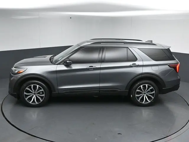 2025 Ford Explorer - $39,625