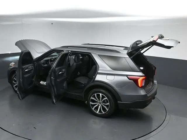 2025 Ford Explorer - $39,625