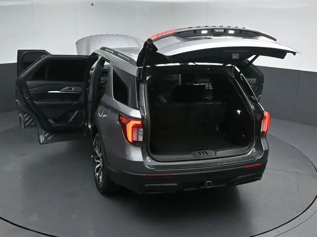 2025 Ford Explorer - $39,625