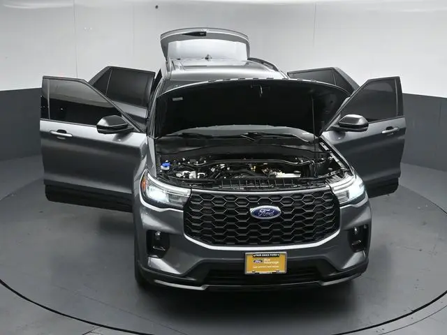2025 Ford Explorer - $39,625