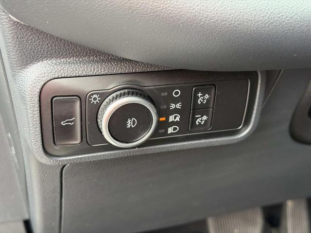 2025 Ford Explorer - $39,888