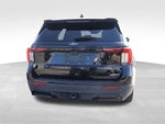 2025 Explorer Thumbnail 15