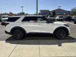2025 Explorer Thumbnail 2