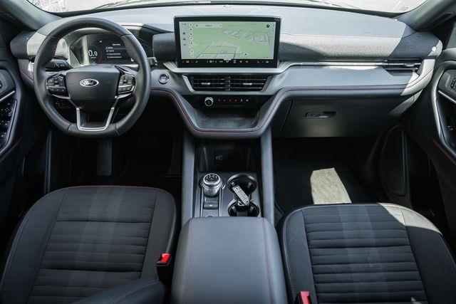 2026 Ford Explorer - $37,600