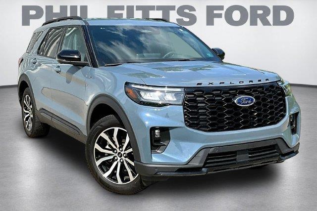 2025 Ford Explorer - $36,900