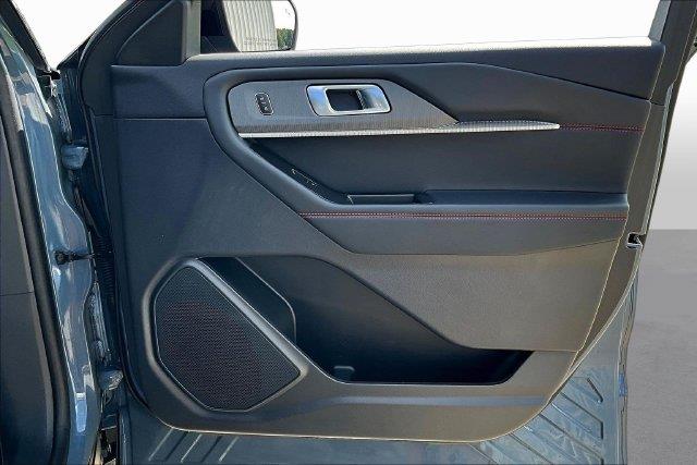 2025 Ford Explorer - $36,900