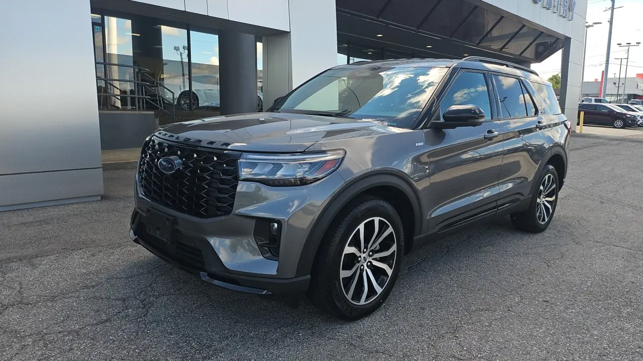 2025 Ford Explorer - $36,874