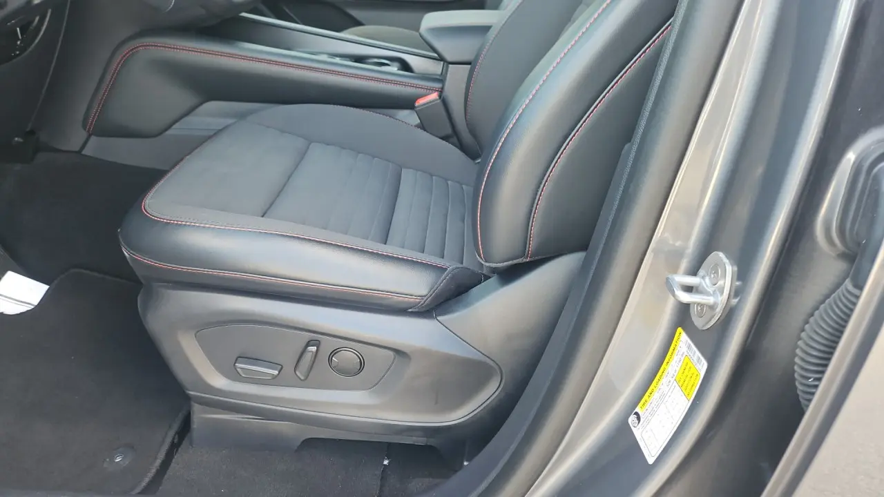 2025 Ford Explorer - $36,874