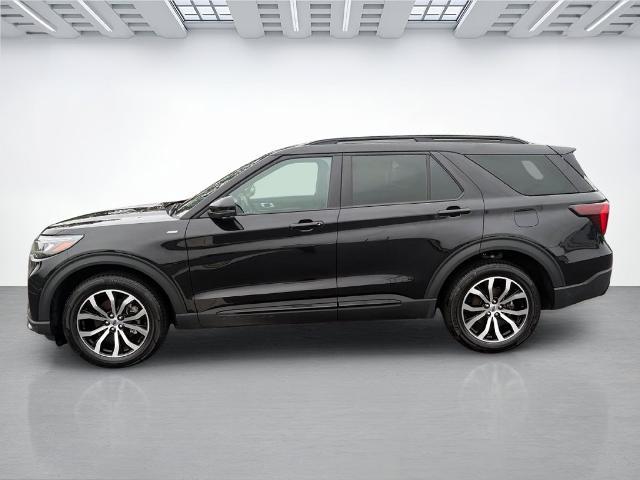 2025 Ford Explorer - $37,999