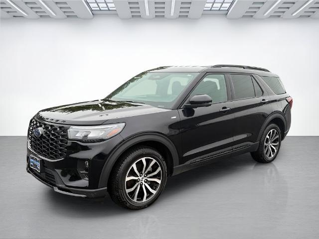 2025 Ford Explorer - $37,999