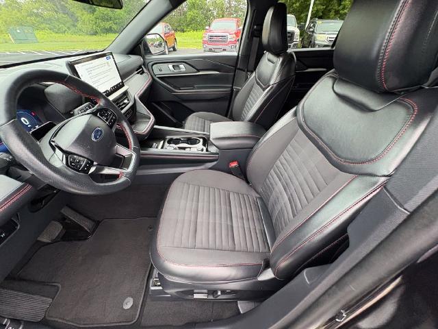 2025 Ford Explorer - $37,999