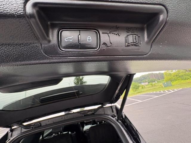 2025 Ford Explorer - $37,999