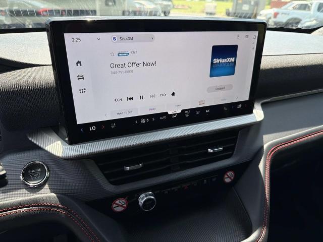 2025 Ford Explorer - $39,998