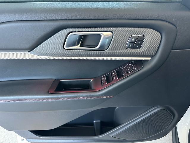 2025 Ford Explorer - $41,701