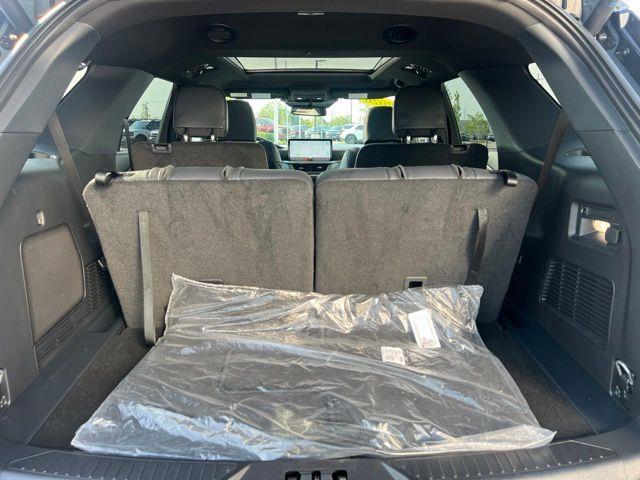 2026 Ford Explorer - $44,724