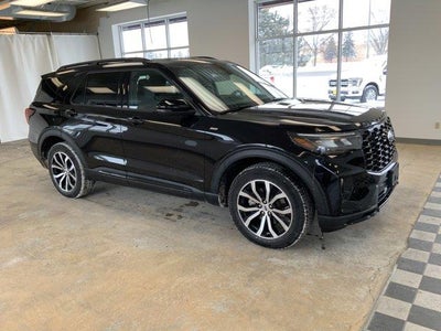 2025 Ford Explorer AWD St-Line 4DR SUV