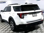 2025 Explorer Thumbnail 8