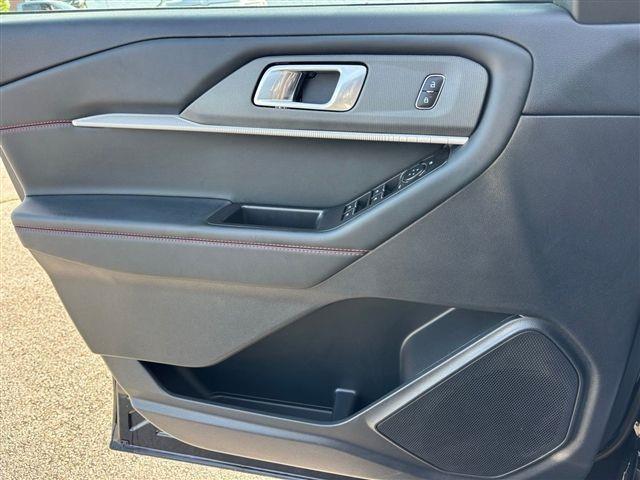 2025 Ford Explorer - $36,933