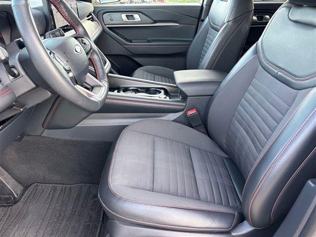 2025 Ford Explorer - $36,933