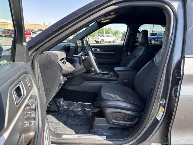 2025 Ford Explorer - $38,370