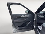 2025 Explorer Thumbnail 37