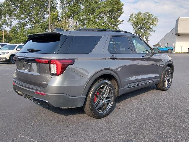 2025 Ford Explorer - $35,404