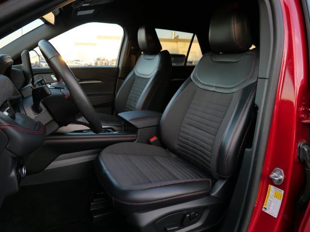 2025 Ford Explorer - $35,995