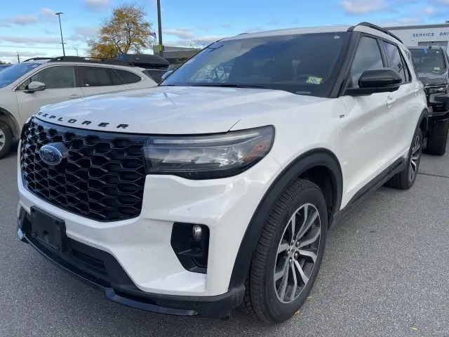 2025 Ford Explorer - $39,500