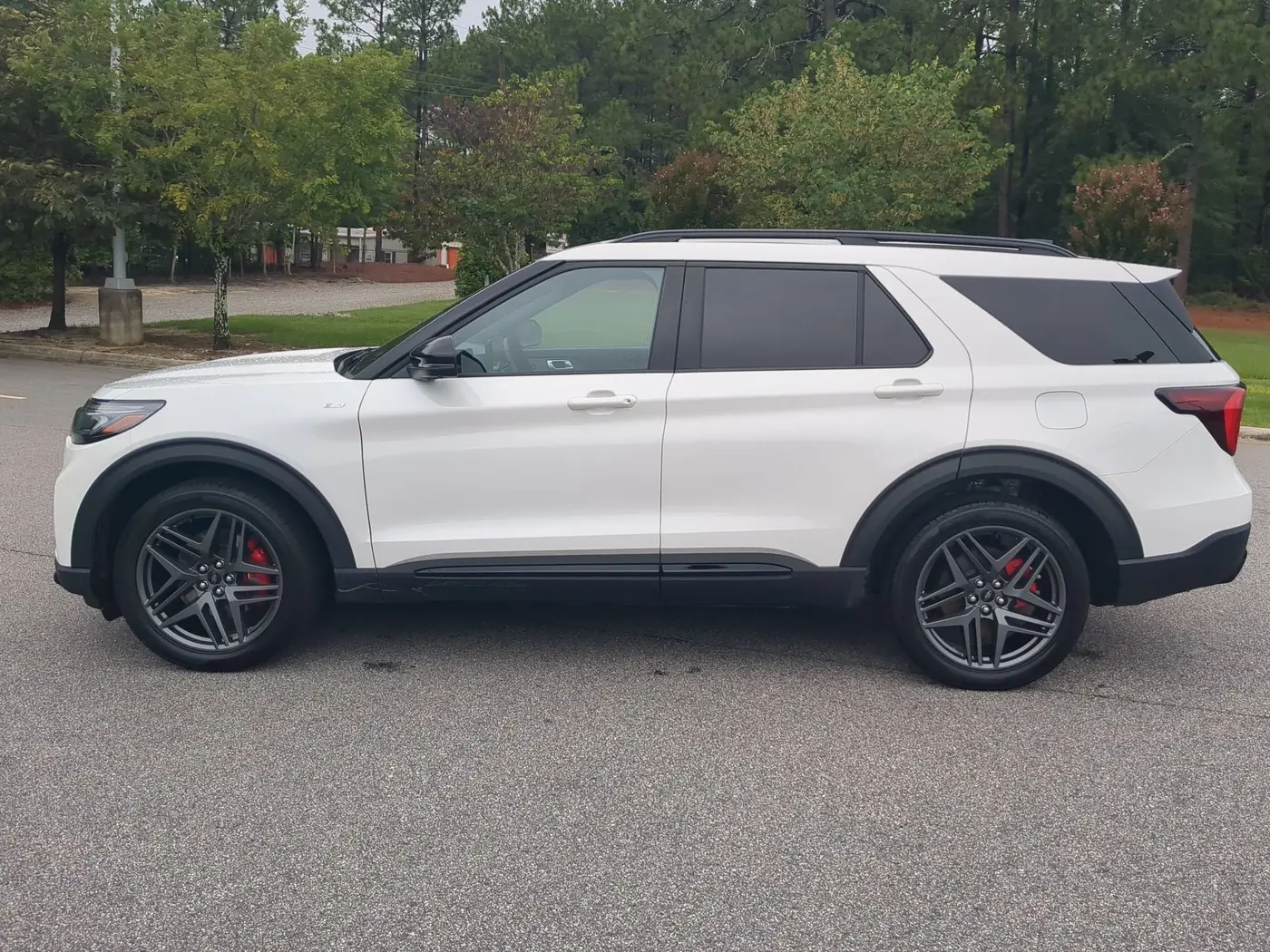 2025 Ford Explorer - $40,550
