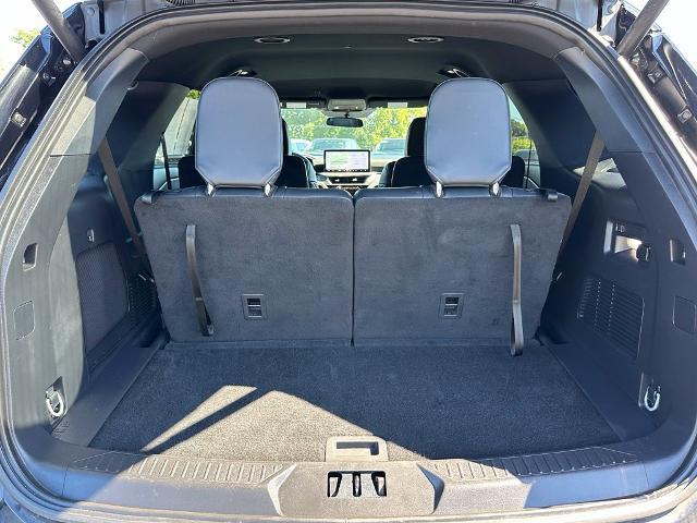 2026 Ford Explorer - $40,021