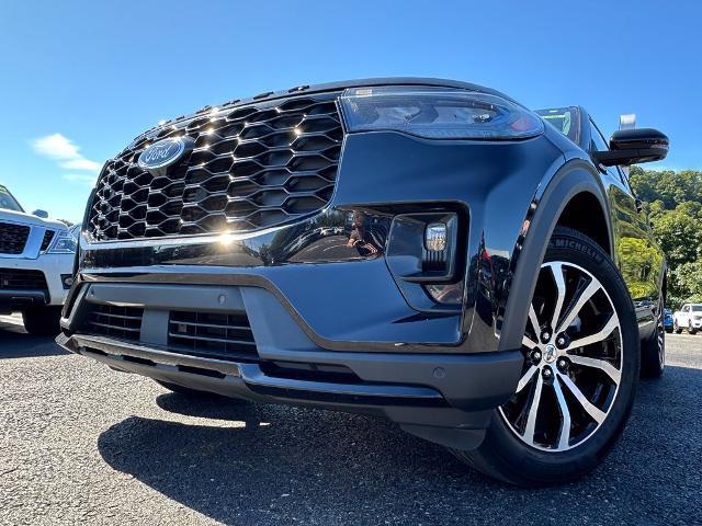 2026 Ford Explorer - $40,021