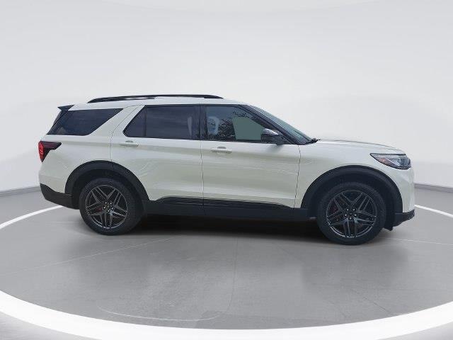 2025 Ford Explorer - $43,343