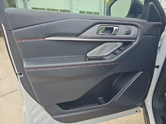 2025 Ford Explorer - $43,343