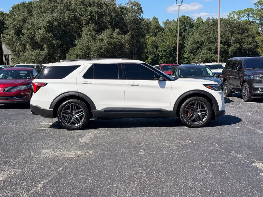 2025 Ford Explorer - $44,895