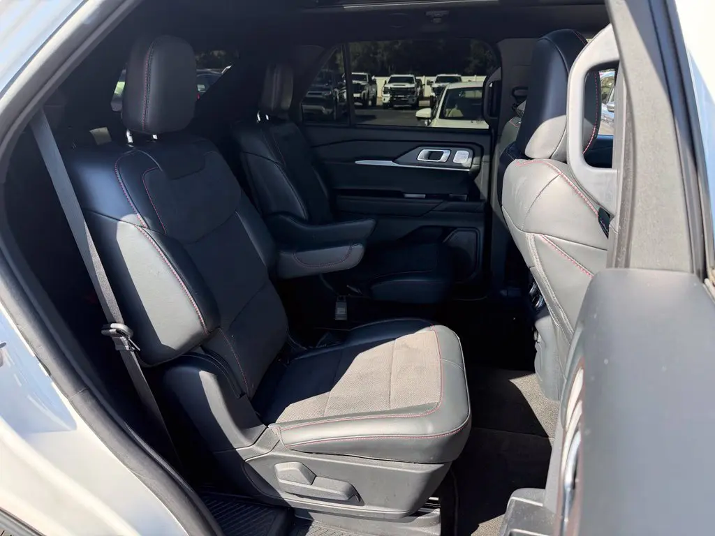 2025 Ford Explorer - $44,895