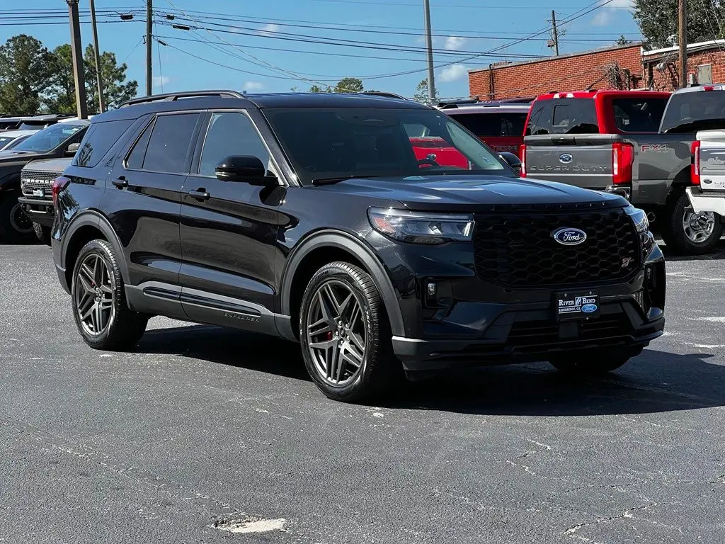 2025 Ford Explorer - $43,356