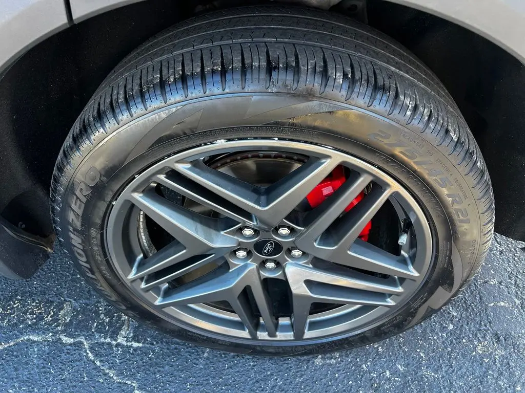2025 Ford Explorer - $43,356