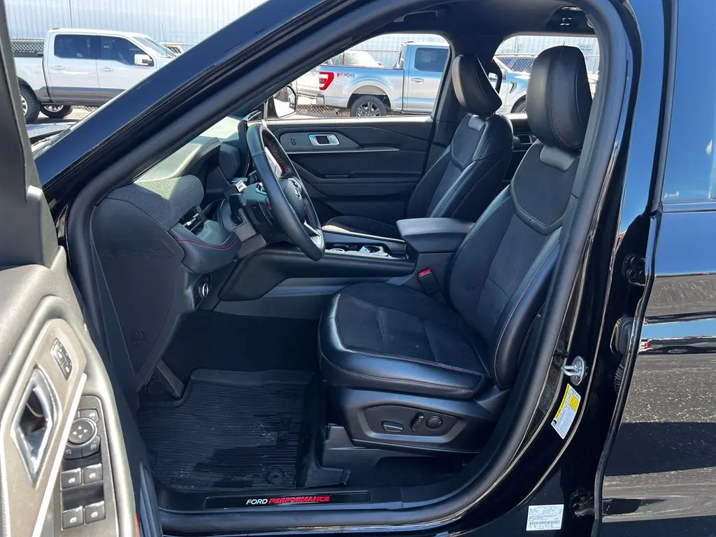 2025 Ford Explorer - $43,356