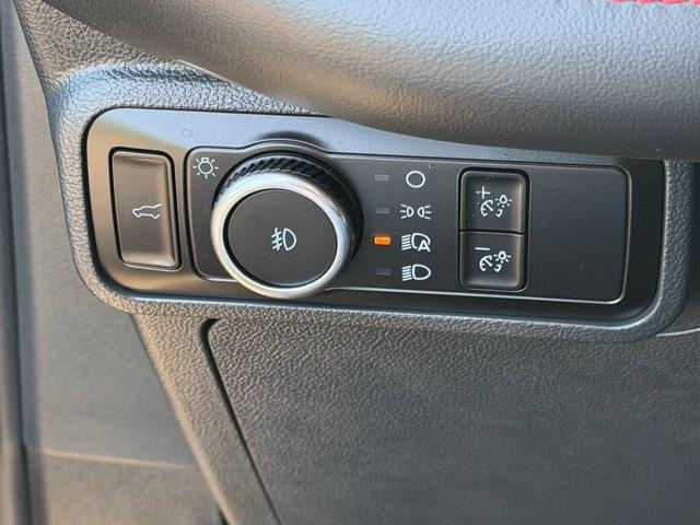 2025 Ford Explorer - $40,900